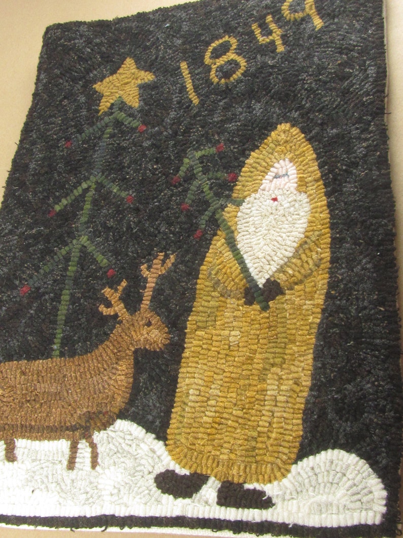 Hooked Rug Pattern for Primitive Santa & Reindeer Instant Download Digital Pattern Rug Hooking Pattern pdf pattern image 7