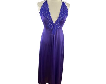 Vintage Miss Elaine Women's S Purple Nylon Nightgown Full Sweep Lace Plunge