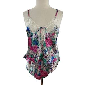 Victoria&#39;s Secret Women&#39;s L Camisole & Flutter Tap Panty Set Floral Gold Label