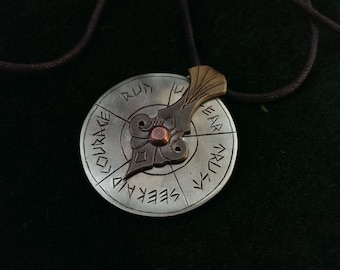 Spinning Monster Hunter's Oracle pendant medieval fantasy larp steampunk cosplay anglo saxon viking