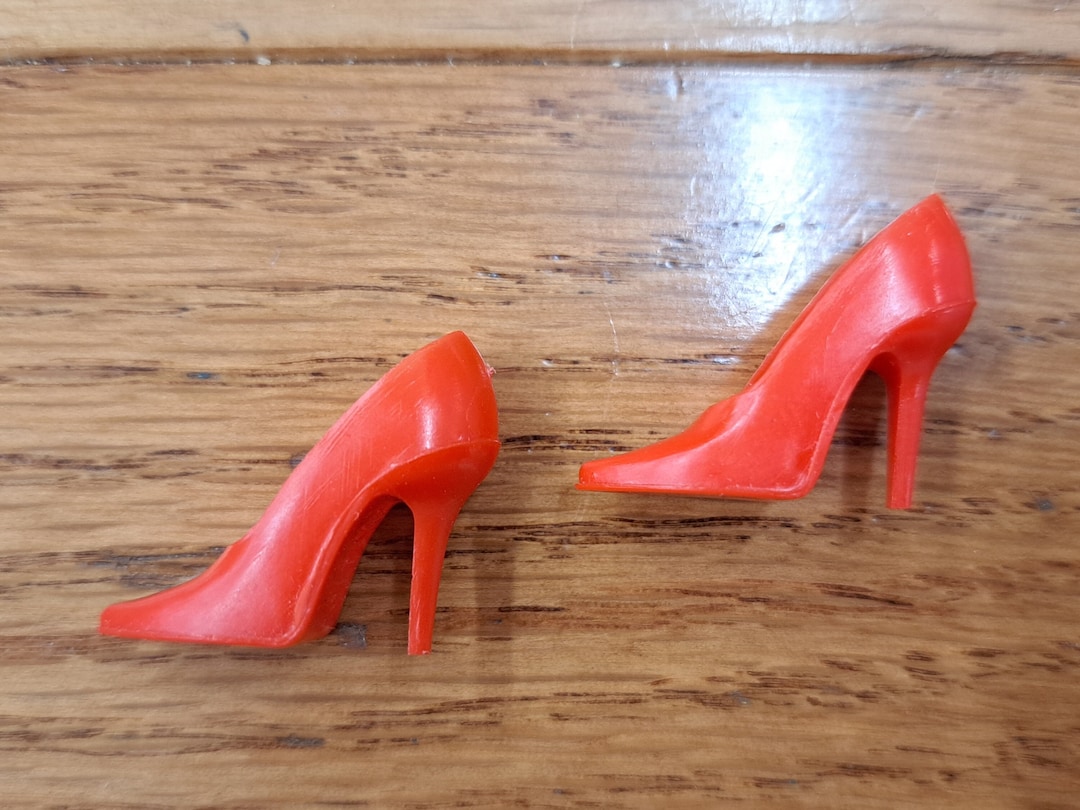 小物・アクセサリー Vintage Barbie Closed Toe Spiked Heels Vintage Barbie Red Spike Closed Toe Heels Rare - Etsy
