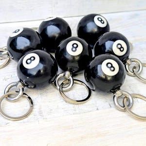 8 BALL schwarze Zahl Lucky 8 Mini Pool Billard Ball Taschenanhänger zweckentfremdet Schlüsselanhänger handgemacht