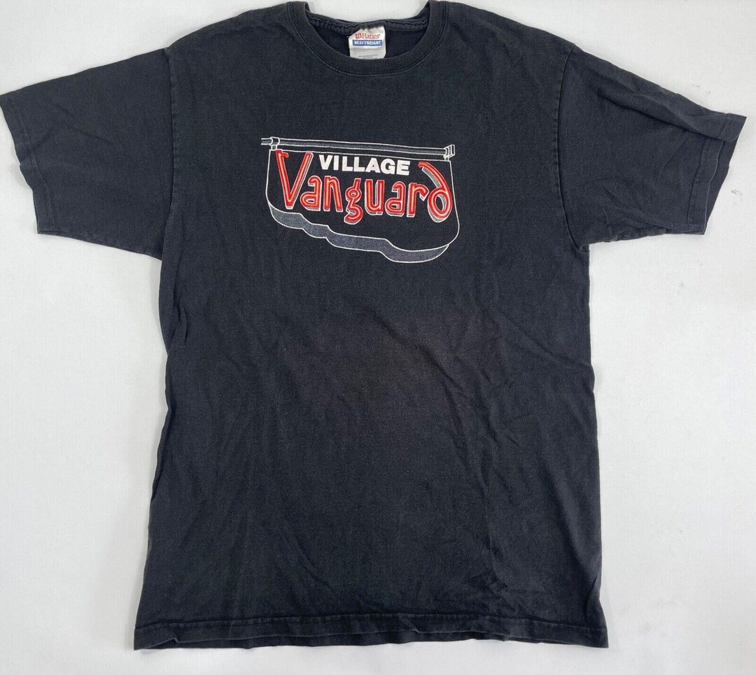 Village Vanguard x Ado Tシャツ Village Vanguard Classic T Shirt - Village Vanguard
