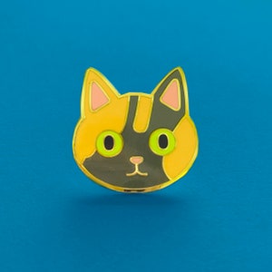 Muted Tortie Cat Enamel Pin - Cat Cute Cat - Orange and Black Tricolor Brindle Tortoiseshell Kitty