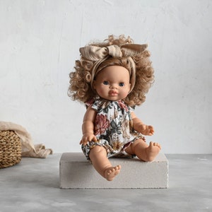Muslin romper retro flowers | Minikane doll clothes, Miniland doll clothes, Vêtement poupée paola reina, Puppenkleidung
