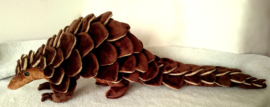 peluche pangolin