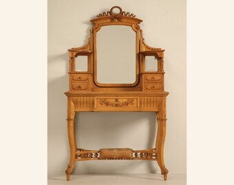 American Victorian Dressing Table with Mirror