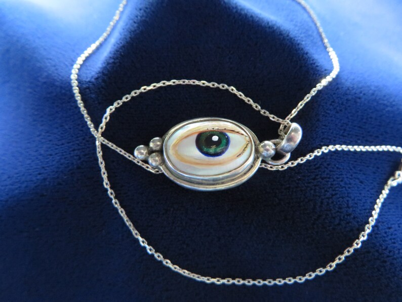 Vintage 925 Sterling Chain and Oval MOP Cabochon Pendant with Hand Painted Lover/'s EyeEvil EyeThird Eye Talisman