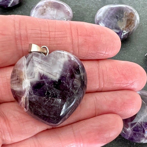 30mm Amethyst Stone Heart Pendant, Gemstone, Stone Pendant 30x16mm Purple Amethyst Quartz Pendant (1 pendant) Stone Heart Thick Chunky (917)