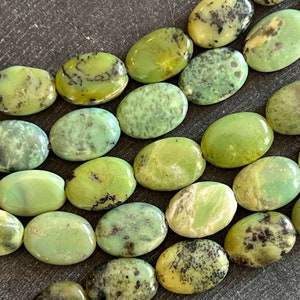 14mm Serpentine Beads Green Gemstone 14x10x5mm Stone Beads (5 beads) Shades of Green Gemstone Oval Green Gemstone Beads