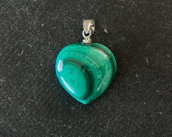 15mm Natural Malachite Puffed Heart Pendant 15x8mm Green Malachite Pendant Green Gemstone Heart Green Jewelry Necklace Pendant (#1)