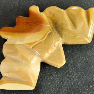 55mm Mookaite Jasper Carved Stone Bat 55x30x13mm Natural Stone Yellow Brown Carved Stone Palm Stone Worry Stone Pocket Stone