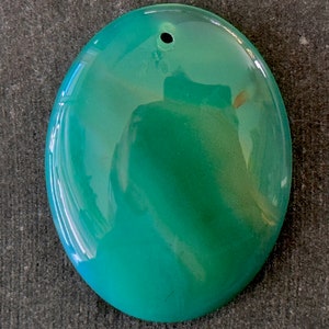 43mm Agate Stone Pendant, Designer Stone Pendant 43x33x7mm Natural Stone, Dyed Green Oval Agate Jewelry Pendant (#4)