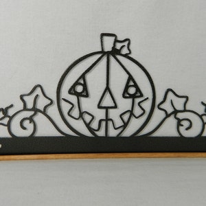 Pumpkin/Jack-O-Lantern Quilt Hanger ~ Powder Coated Black Cut Steel ~ 7.5, 12, 16 or 22 Inches Wide ~ Made in the USA