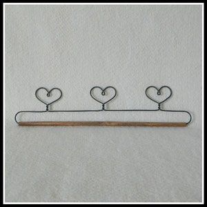 Three Heart Quilt Holder ~ Gray Wire 15 Inches Wide ~ Made in the USA