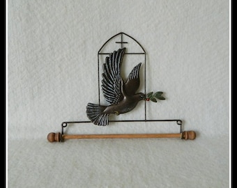 Dove of Peace Quilt Hanger ~ Dark Copper, Hand Painted Tin or Steel ~ 7.5, 12, 16 or 22 Inches Wide ~ Made in the USA