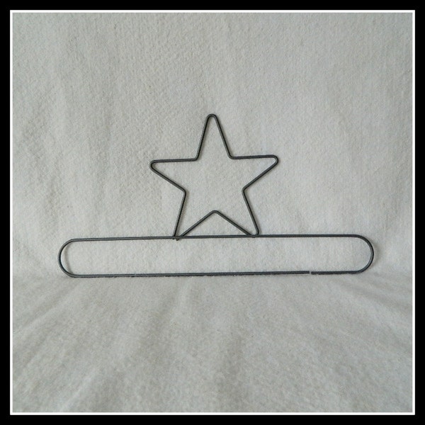 Star Split Bottom Quilt Hanger ~ Gray Wire ~ 16 Inches Wide ~ Made in the USA