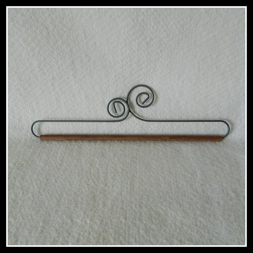 Double Curl Quilt Hanger Gray Wire 6 7.5 8 or 12 Inches Etsy