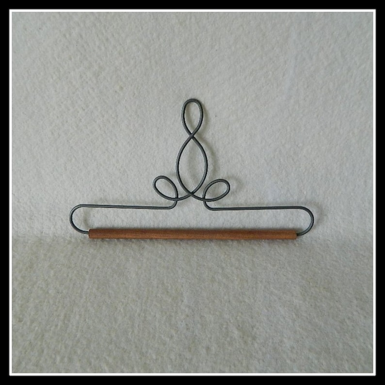 Heirloom Quilt Hanger Gray Wire 8 or 12 Inches Wide Made Etsy