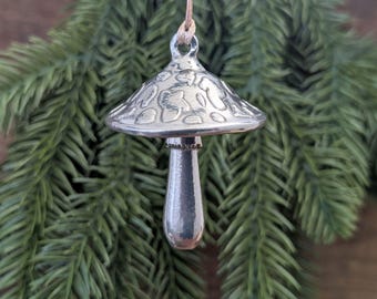 Mushroom Christmas Ornament – Pewter Toadstool Tree Ornament, Woodland Cottagecore Decor, Forager Gift