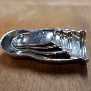 Measuring Spoons image 4