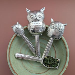 Pewter Owl Measuring Spoons: Whimsical Kitchen Decor