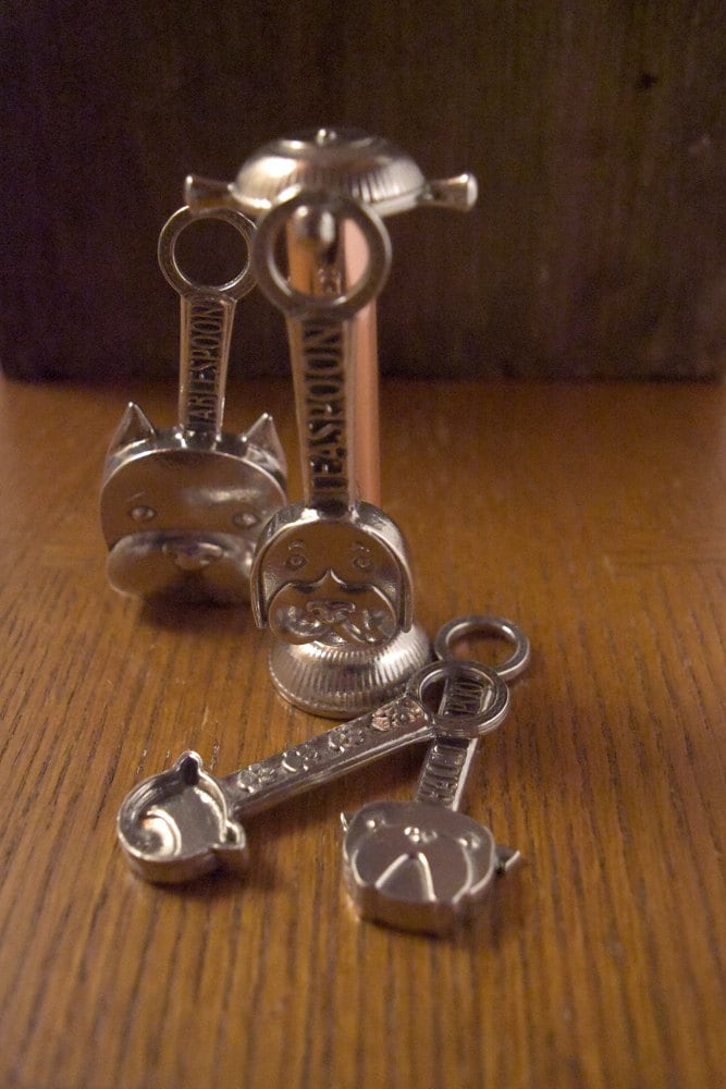 Good Dog Measuring Spoons With Stand Etsy