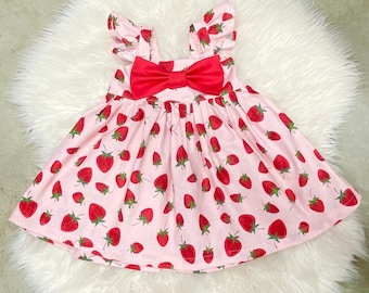 Robe d'anniversaire douce One Berry, robe d'anniversaire avec fraises rouges et gros nœuds, tenues de fraises d'anniversaire pour tout-petits, anniversaire de baies et de cerises