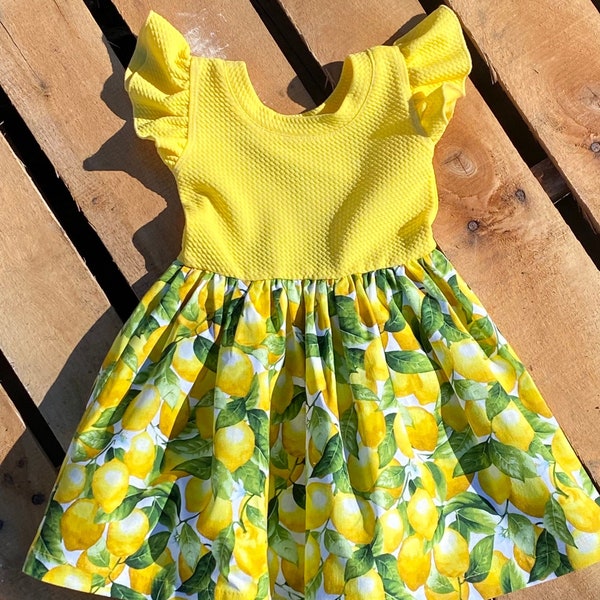 lemonade girls birthday dress, toddler lemon birthday outfits, yellow lemon birthday dress, toddler lemonade dress, newborn lemon dress