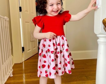 ONE BERRY birthday dress, toddler red strawberries birthday outfit, girls berry first outfit, summer strawberry dress, food themed dresses