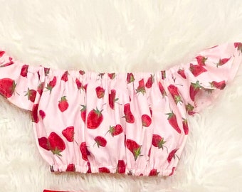 BERRY first birthday outfit, strawberry crop tops, Sweet ONE boho crop top, off shoulder crop top, cake smash outfits, berry sweet outfits