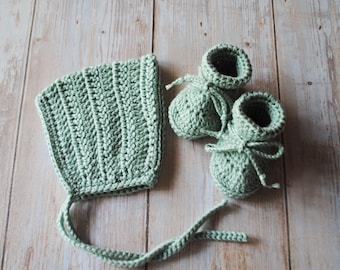 Crochet Knit Baby Newborn Booties Bonnet Pregnancy Announcement Prop Gift