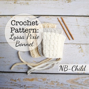 Könnte beinhalten: Häkelanleitung für eine Lyssa Pixie Mütze, gezeigt in drei verschiedenen Garnfarben. Das Muster ist für Neugeborene bis Kindergrößen.