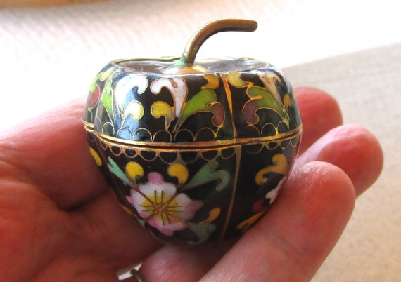 Vintage Apple Shaped Cloisonne Enamel Trinket Rin… - image 3