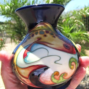Moorcroft Pottery Sian Leeper Shoal Squat Vase Vintage Dated 2006