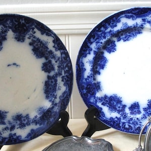 Antique Pair of Flow Blue W&E Staffordshire England Corn Ayr Pattern Plates circa 1891-1920