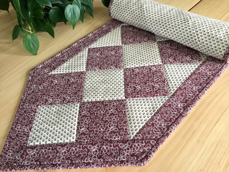 Quilted Burgundy 34 Table Runner Handmade Pointed Red Etsy