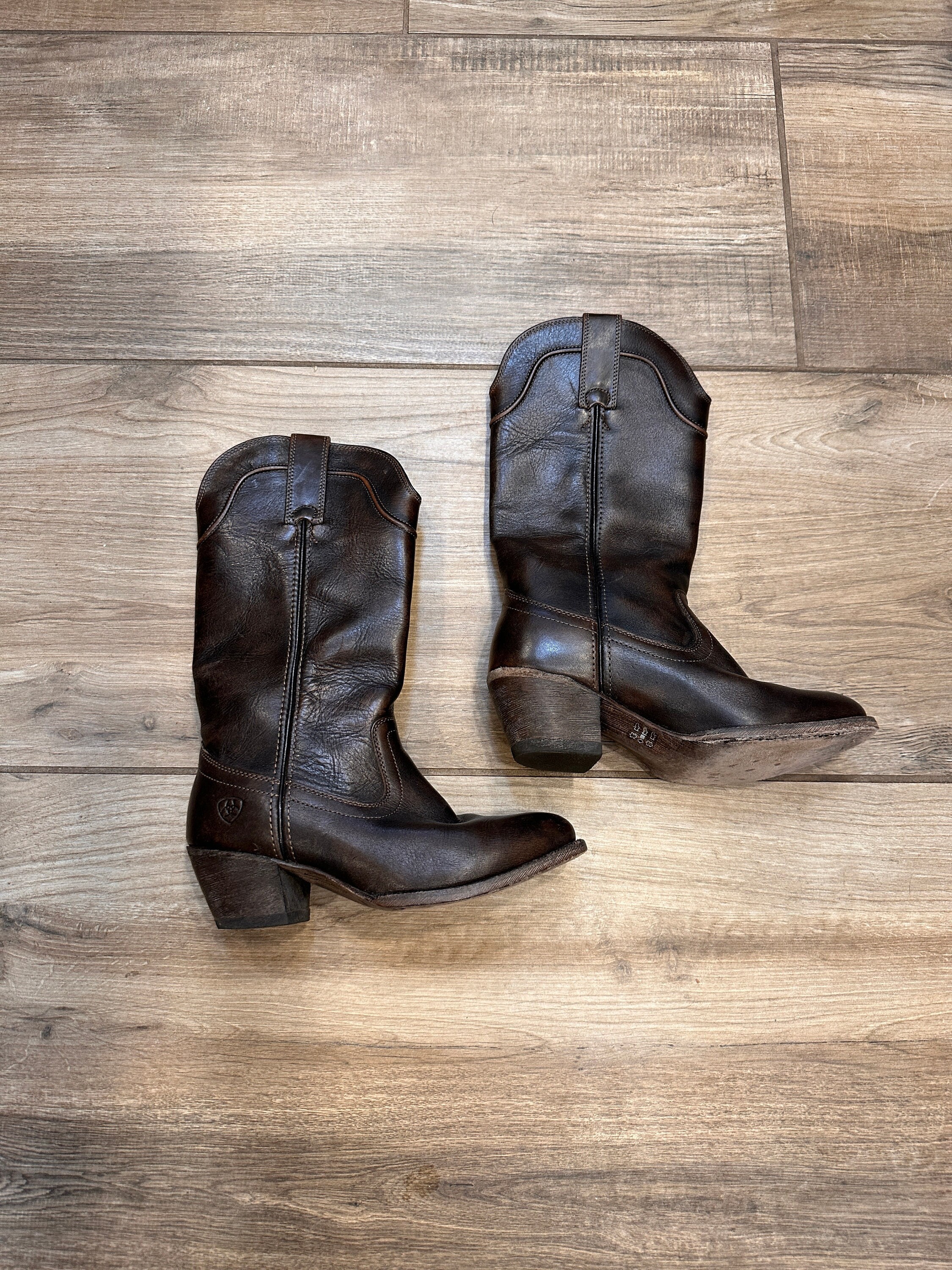 Ariat Western Brown Women Boots Size 6b