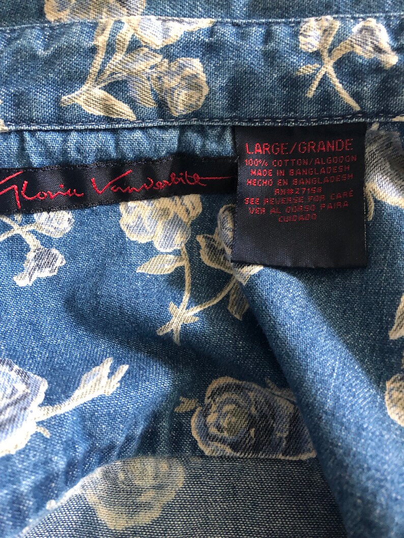 Blue /& White Floral Print Denim Short Sleeve Shirt
