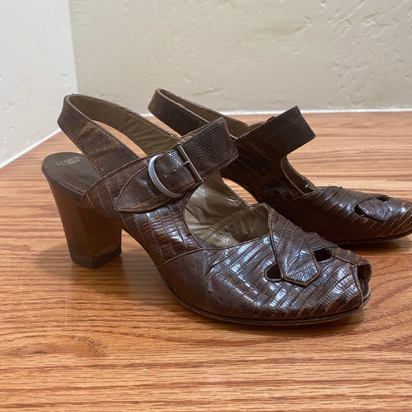 1940's Alligator Style Brown, Cut-Out Mary Jane Buckle Slingback Peep Toe Pumps