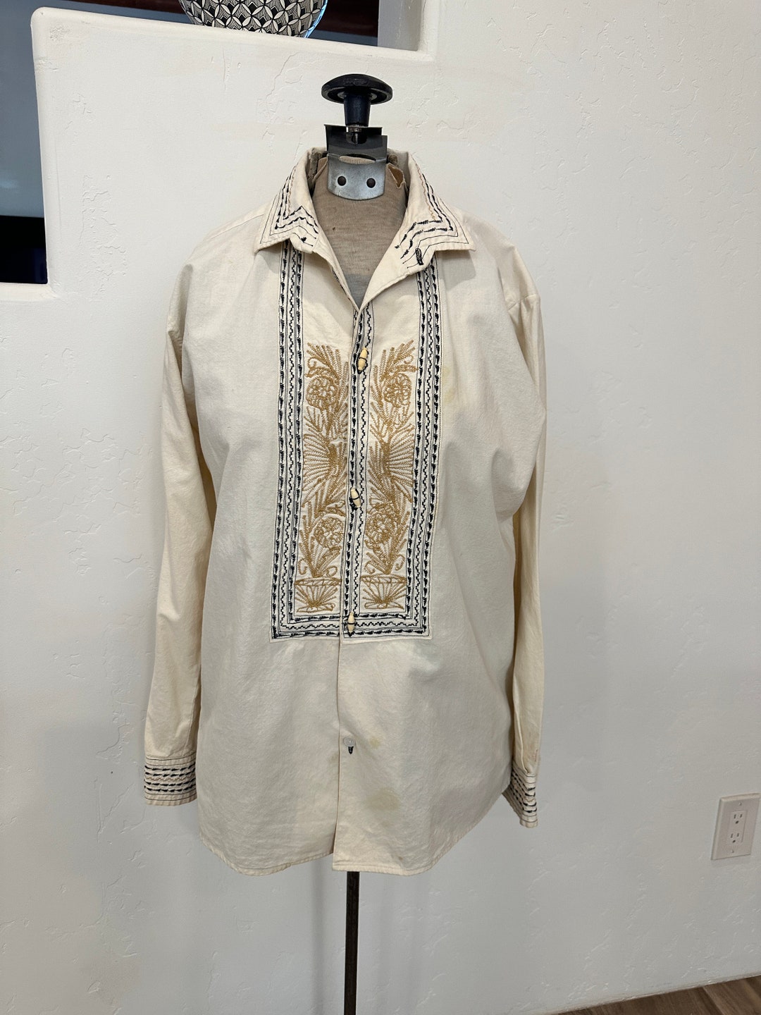 1970s Salvadorian Hand Embroidered Peasant Blouse