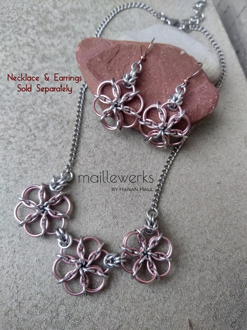 Silver & Copper Triple Flower Blossom Necklace / Chainmaille Flower Necklace / Handcrafted by Hanan Hall / Maillewerks image 4