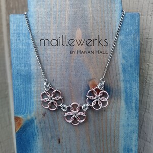 Silver & Copper Triple Flower Blossom Necklace / Chainmaille Flower Necklace / Handcrafted by Hanan Hall / Maillewerks image 5