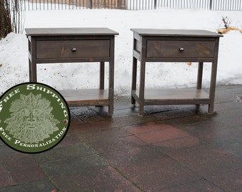 Paire de tables de bout grises classiques, table de chevet, table de chevet, paire de tables de bout, table, table moderne, paire de tables de bout, vente en ligne,