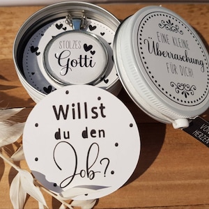 Gotti und Götti fragen, Schlüsselanhänger, Geschenkbox