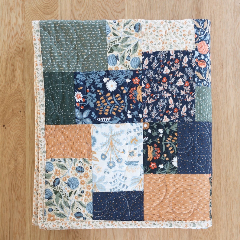 Handmade Quilts for Sale Earthy Blues, Greens, Terracotta Floral Patchwork Quilt Wedding Gift Lap, Throw, Twin, Full/Queen, King Size 画像 7