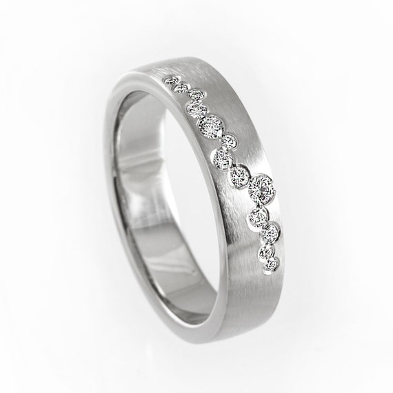 Flush diamond wedding band outlet