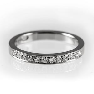 Ihre Ewigkeit &quot;,&quot; Micropave Band &quot;,&quot; Titan-Hochzeit &quot;,&quot; halbe Ewigkeit sie, halb Einbauring Diamant halbe Ewigkeit Pflastern Ring für Frauen