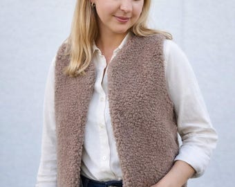 Merino Wool Short Gilet - Oak Brown