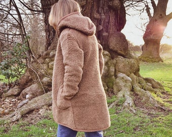 Freya Merino Wool Shearling Jacket in Camel